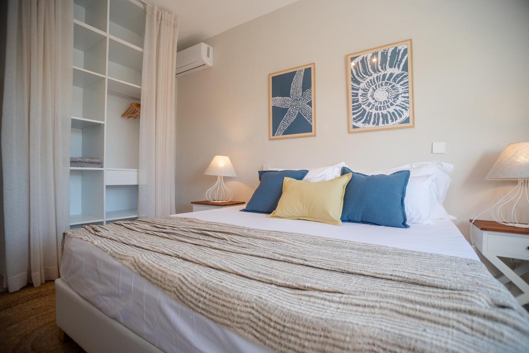 Blue Coral Beachfront Penthouse Flic en Flac Exterior photo