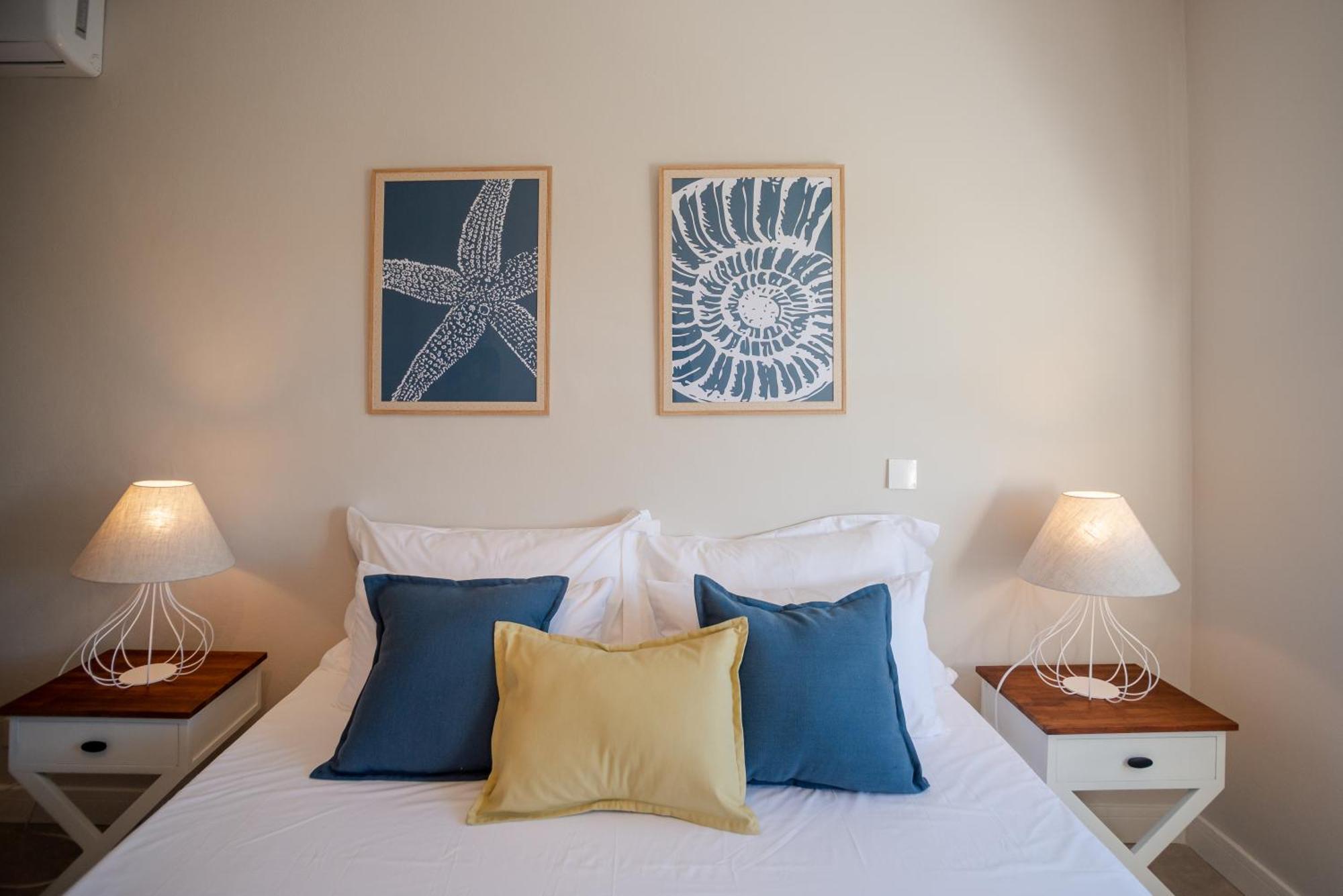 Blue Coral Beachfront Penthouse Flic en Flac Exterior photo